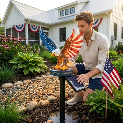🦅 Solar Eagle Garden Light – A Glowing Tribute to American Freedom