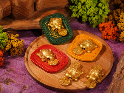 2026 Golden Turtle Charm – Bites onto Luck, Never Lets Go