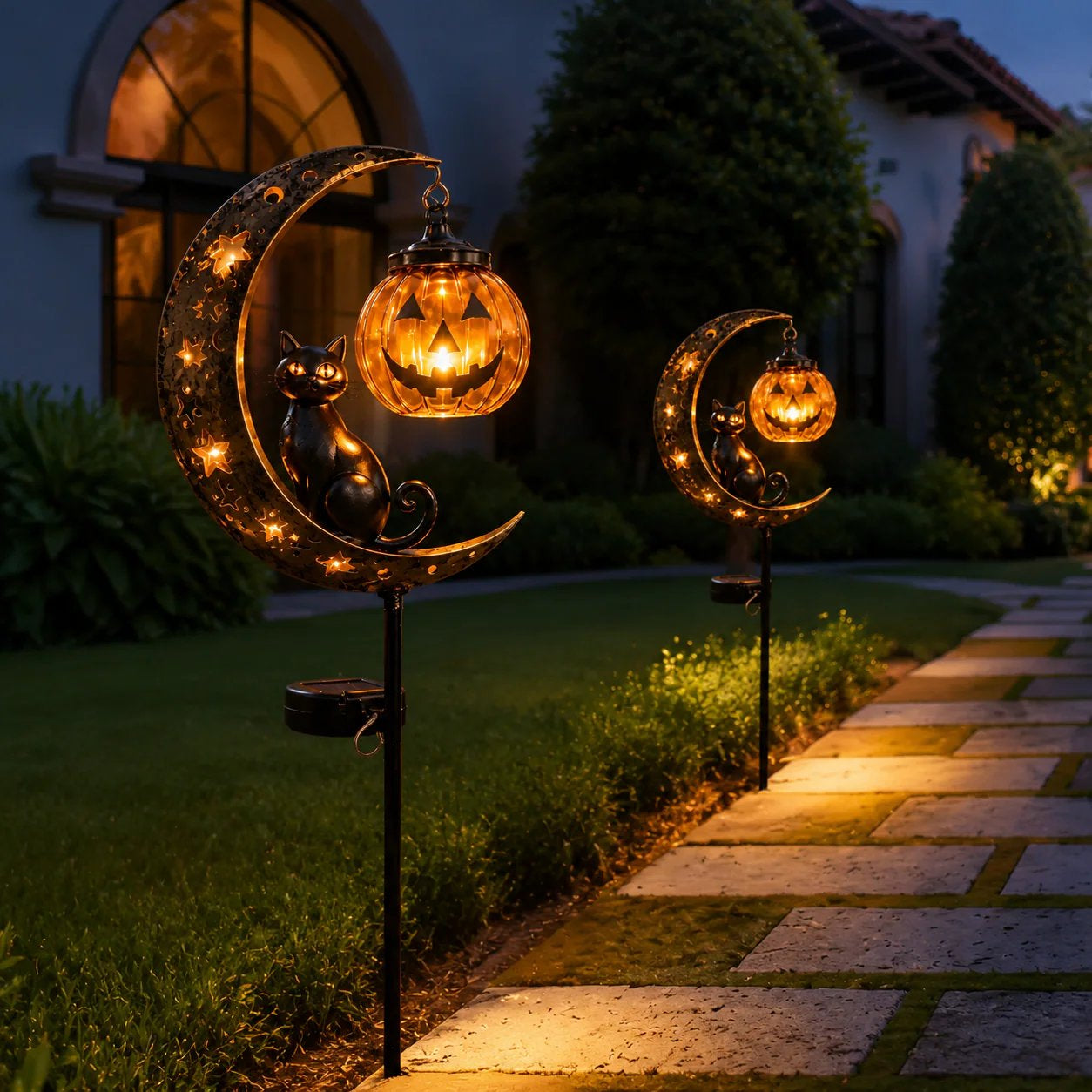 🎃 Pumpkin Moon Garden Stake Light